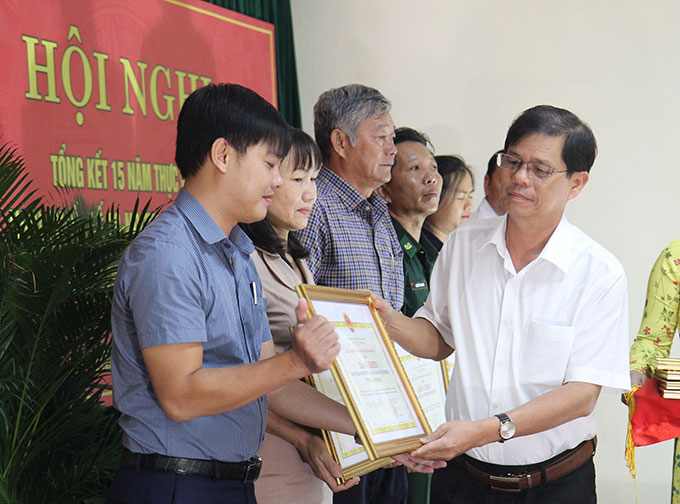 Tổng kết 15 năm thực hiện Nghị quyết số 48 và số 49