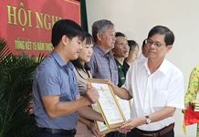 Tổng kết 15 năm thực hiện Nghị quyết số 48 và số 49