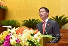 QUỐC HỘI NGHE TỜ TRÌNH DỰ ÁN LUẬT SỬA ĐỔI, BỔ SUNG MỘT SỐ ĐIỀU CỦA LUẬT KINH DOANH BẢO HIỂM, LUẬT SỞ HỮU TRÍ TUỆ