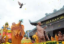 Việc làm cần thiết để bảo đảm quyền tự do tín ngưỡng, tôn giáo chính đáng của nhân dân