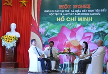 Van Ninh: Tuyên dương, khen thưởng 95 tập thể, cá nhân học tập và làm theo tấm gương đạo đức Hồ Chí Minh