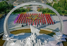 Dạy chủ quyền theo sách riêng, cách riêng