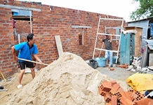 Các gia đình bị sập nhà ở TP. Nha Trang: Cuộc sống dần ổn định