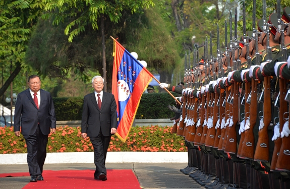 Tổng Bí thư, Chủ tịch nước Nguyễn Phú Trọng hội đàm với Tổng Bí thư, Chủ tịch nước Cộng hòa Dân chủ Nhân dân Lào Bun-nhăng Vo-la-chít
