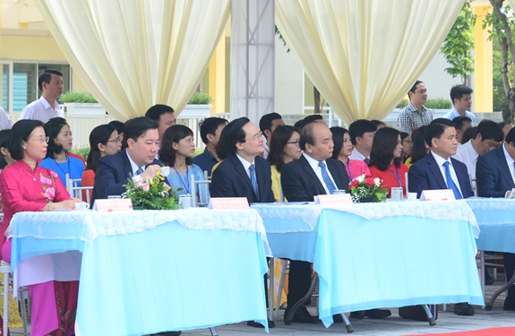 Học sinh cả nước náo nức đón khai giảng năm học mới 2019-2020
