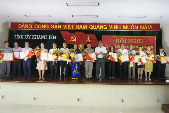 Khánh Hòa sơ kết 5 năm thực hiện Chỉ thị số 40 của Ban Bí thư