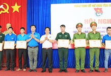 Tỉnh đoàn: Khen thưởng 11 tập thể, 10 cá nhân