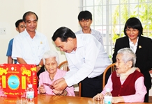 Hơn 33,6 tỷ đồng chăm lo Tết cho các đối tượng xã hội