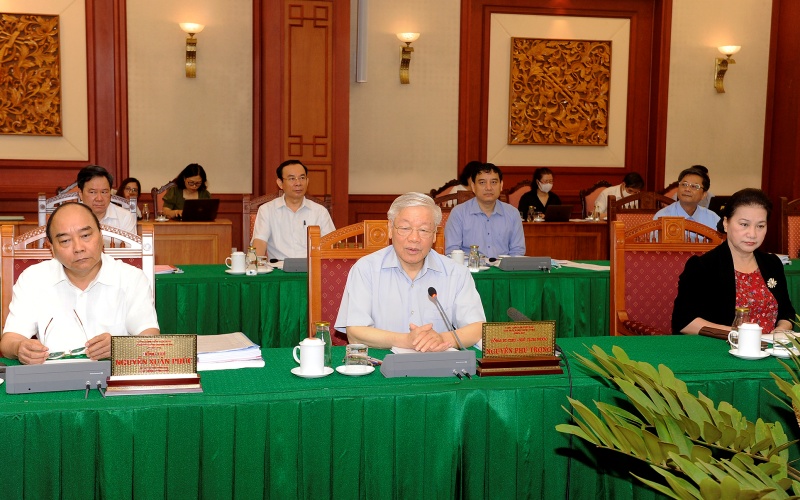 Bộ Chính trị làm việc với Ban Thường vụ Thành ủy TP Hồ Chí Minh