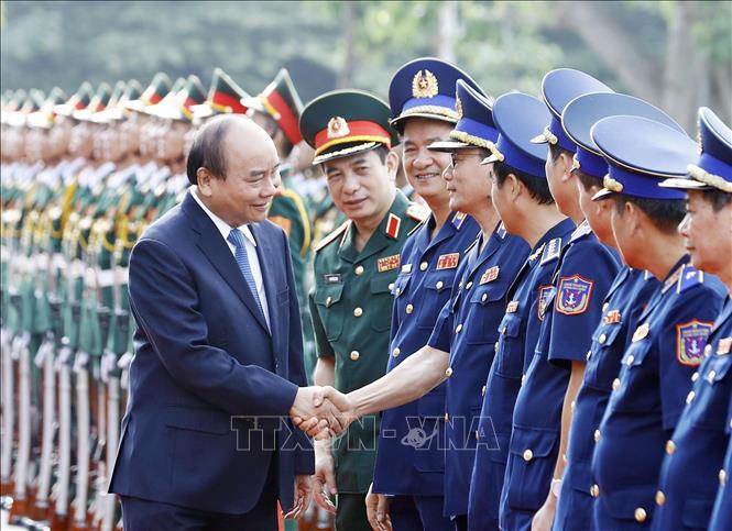 Thủ tướng làm việc với Bộ Tư lệnh Cảnh sát biển Việt Nam