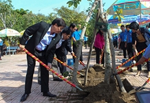 Lãnh đạo tỉnh Khánh Hòa tham dự "Tết trồng cây đời đời nhớ ơn Bác Hồ"