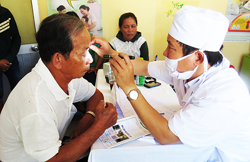 Y tế biển đảo: Bước chuyển tích cực