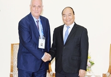 Thủ tướng Nguyễn Xuân Phúc tiếp Đoàn các hãng thông tấn dự Hội nghị Ban Chấp hành OANA lần thứ 44