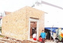 Vụ hoãn hỗ trợ xây nhà bị sập do bão ở Vạn Ninh: Đã bổ sung vào danh sách