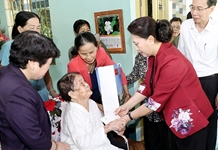 Chủ tịch Quốc hội Nguyễn Thị Kim Ngân gặp mặt các đại biểu thương binh nặng tiêu biểu toàn quốc năm 2019