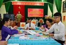 Cuộc bầu cử thành công tốt đẹp, các địa phương khẩn trương kiểm phiếu