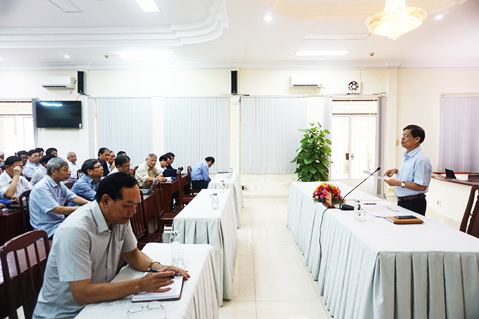 Tiếp xúc cán bộ cao cấp nghỉ hưu trên địa bàn thành phố Nha Trang