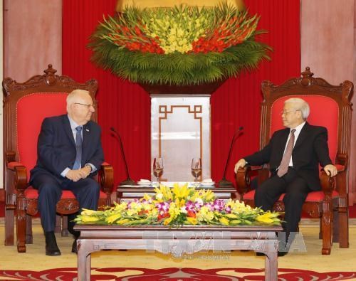 Lãnh đạo nước ta đón tiếp, hội đàm với Tổng thống I-xra-en