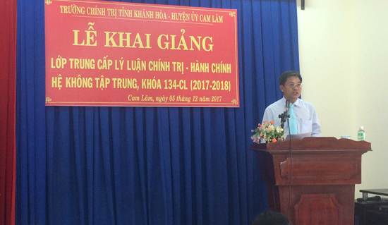 Khai giảng lớp Trung cấp lý luận – hành chính K.134 tại Trung tâm bồi dưỡng chính trị  huyện Cam Lâm