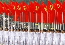 "Kính chiếu yêu" và "gậy như ý"