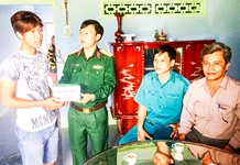 Thanh niên hăng hái lên đường nhập ngũ