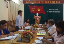 Kiểm tra việc tổ chức học tập, quán triệt, triển khai thực hiện Nghị quyết Đại hội Đảng toàn quốc lần thứ XII và Nghị quyết Đại hội đại biểu Đảng bộ tỉnh Khánh Hòa lần thứ XVII tại Đảng ủy Khối các cơ quan tỉnh.