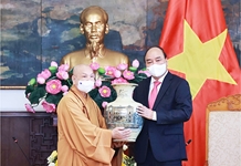 Chủ tịch nước Nguyễn Xuân Phúc tiếp Đoàn lãnh đạo Giáo hội Phật giáo Việt Nam