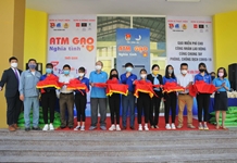 Lắp đặt máy "ATM gạo" tại Khu công nghiệp Suối Dầu