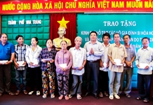 Hỗ trợ cho 84 gia đình có nhà bị cháy và bị sập