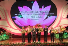 Vận dụng sáng tạo trong học và làm theo Bác ở khu vực miền Trung – Tây Nguyên