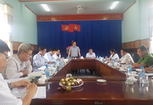 Kiểm tra công tác tuyên truyền miệng, hoạt động báo cáo viên tại Huyện ủy Khánh Sơn