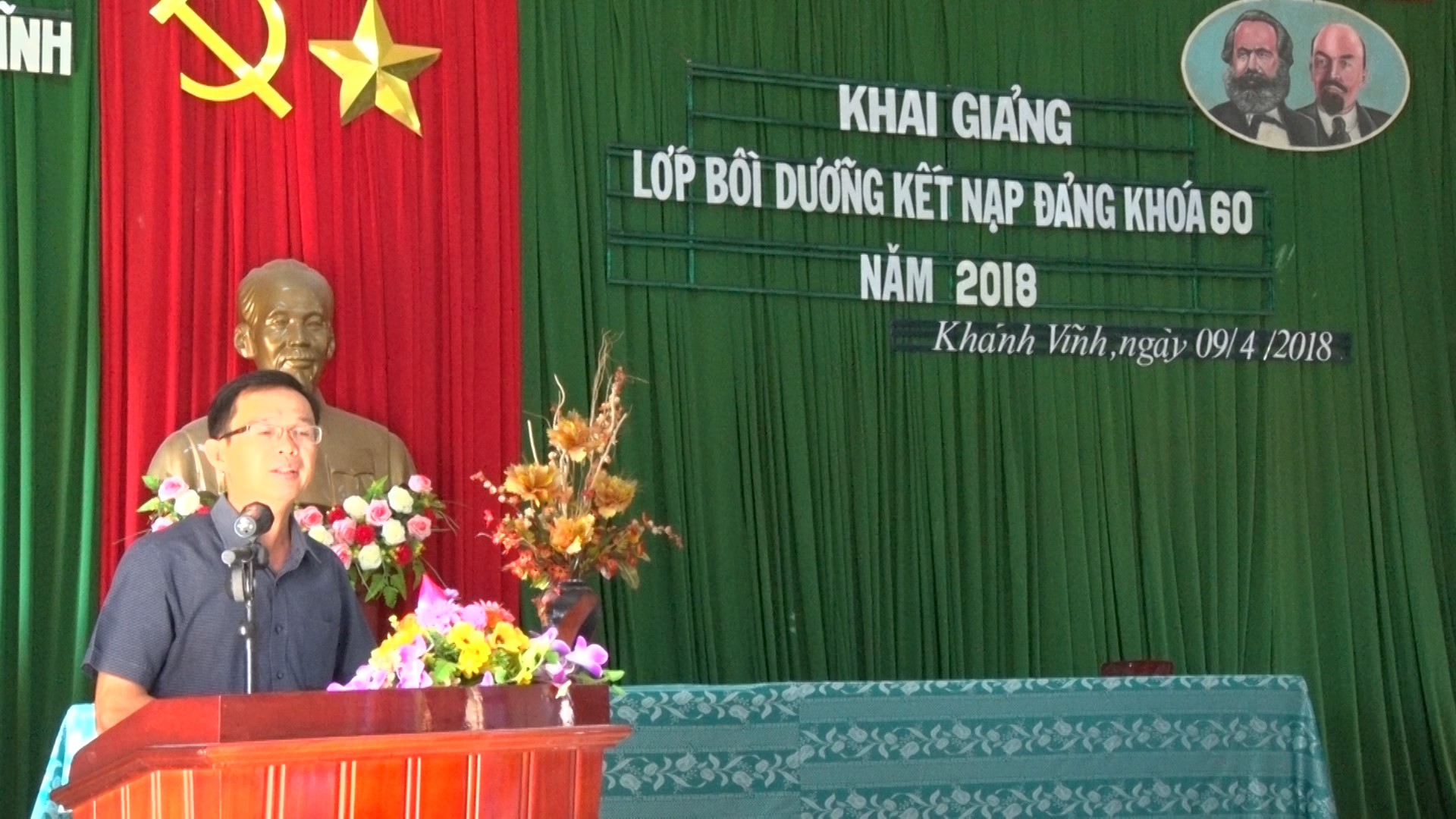 Trung tâm bồi dưỡng chính trị huyện Khánh Vĩnh khai giảng lớp bồi dưỡng kết nạp Đảng khóa 60 năm 2018