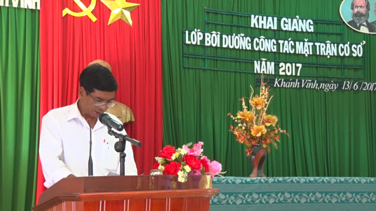 Trung tâm bồi dưỡng chính trị huyện Khánh Vĩnh: 80 đồng chí được dự lớp bồi dưỡng nghiệp vụ công tác Mặt trận cơ sở năm 2017