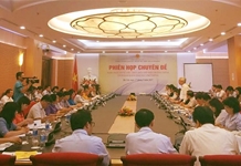 Ủy ban Văn hóa, Giáo dục, TN, TN và NĐ nghe báo cáo về việc thực hiện đổi mới chương trình, sách giáo khoa giáo dục phổ thông