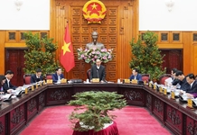 Thủ tướng: Không để một công nhân nào bị thiếu lương dịp Tết