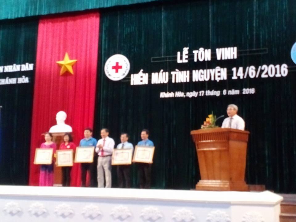 Khánh Hòa tổ chức LỄ TÔN VINH HIẾN MÁU TÌNH NGUYỆN