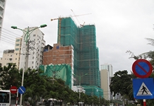 Ngừng thi công toàn bộ công trình cao tầng