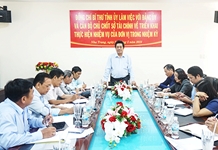 Cần khai thác tốt nguồn thu dịch vụ, du lịch