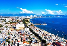 Nha Trang cất cánh