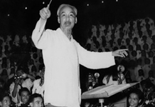 Ðoàn kết phấn đấu đưa đất nước tiếp tục phát triển mạnh mẽ