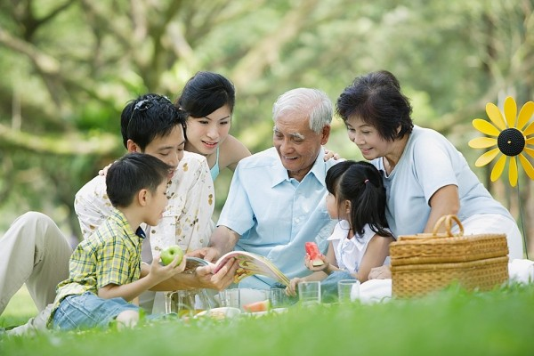 Xây dựng gia đình hạnh phúc chính là tạo nền tảng để xây dựng xã hội hạnh phúc