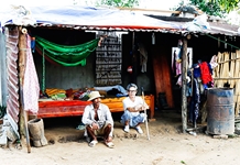 Xây nhà cho người dân Khánh Vĩnh: Sẽ hoàn thành trước Tết