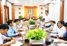 Giao ban với các huyện, thị, thành ủy và 2 đảng ủy khối