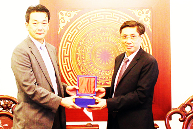 Lãnh đạo tỉnh Khánh Hòa tiếp Công sứ Nhật Bản