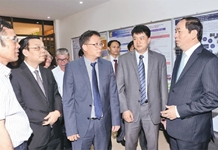 Tạo động lực để các nhà khoa học cống hiến cho đất nước