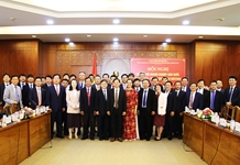 Các tập đoàn Hàn Quốc tìm hiểu cơ hội đầu tư vào Khánh Hòa