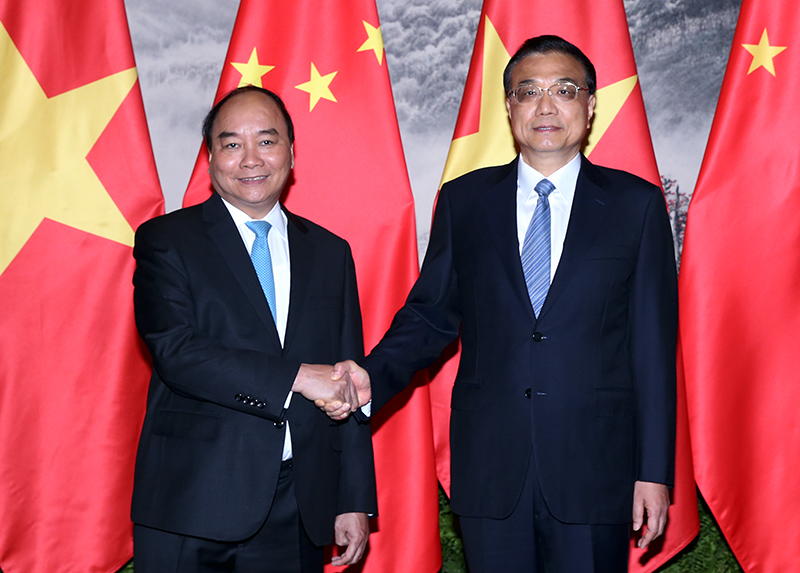 Thủ tướng Nguyễn Xuân Phúc hội đàm với Thủ tướng Trung Quốc Lý Khắc Cường