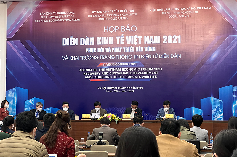 Chủ tịch Quốc hội Vương Đình Huệ chủ trì Diễn đàn kinh tế Việt Nam năm 2021