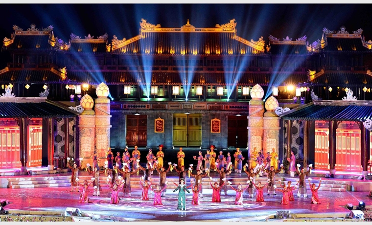 Phát triển văn hóa gắn với phát triển kinh tế và phát triển xã hội: Quá trình tất yếu, hướng đích của hệ mục tiêu “dân giàu, nước mạnh, dân chủ, công bằng, văn minh”