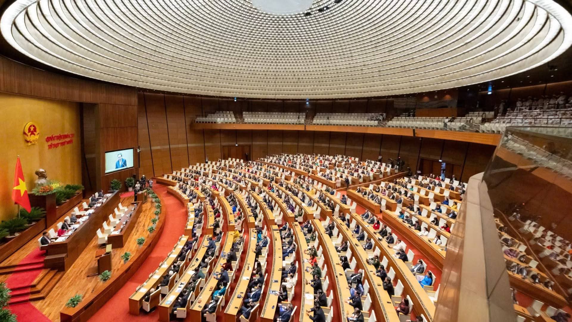 Nhiều nội dung quan trọng trong ngày làm việc đầu tiên Kỳ họp thứ Nhất, Quốc hội khóa XVI